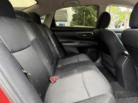 2016 Nissan Altima 2.5 SR