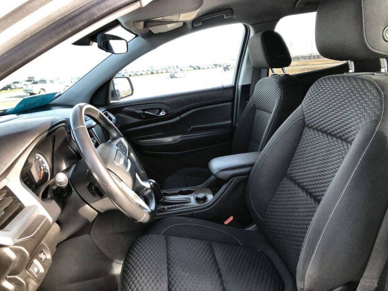 2019 GMC Acadia SLE-2