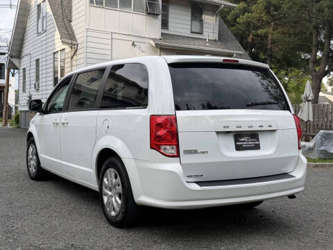 2018 Dodge Grand Caravan SE