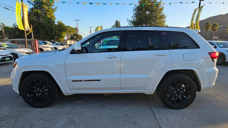 2019 Jeep Grand Cherokee Altitude