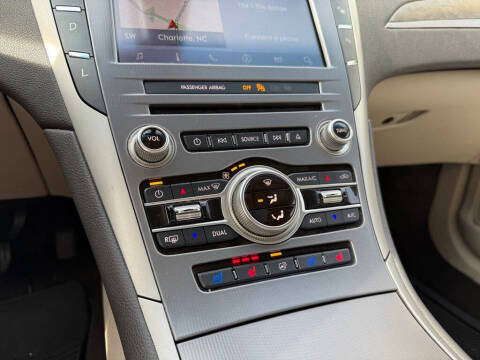 2020 Lincoln MKZ Hybrid Reserve