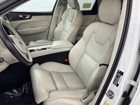 2020 Volvo XC60 T5 Inscription