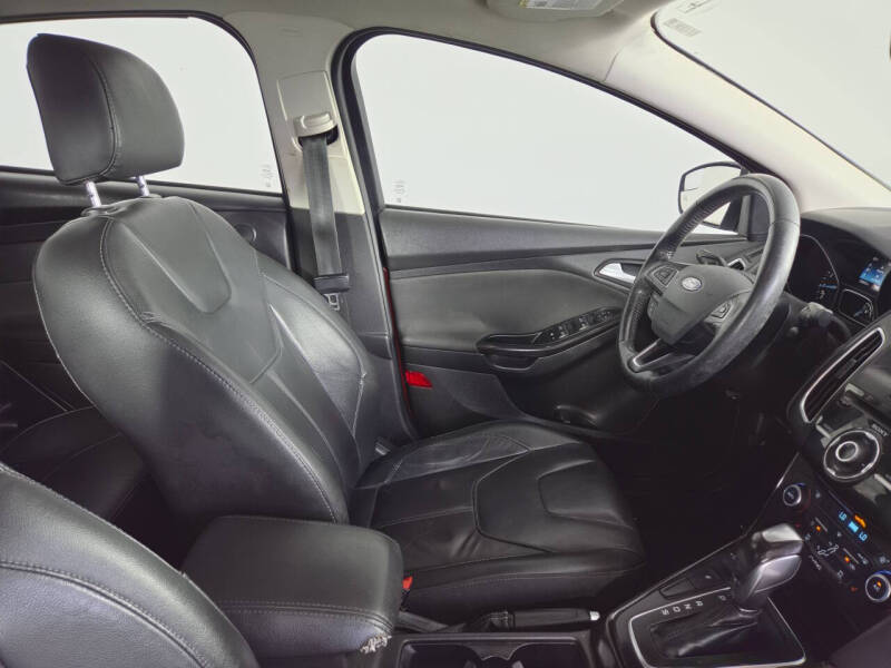 2018 Ford Focus Titanium