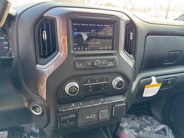 2025 GMC Sierra 3500HD CC Pro