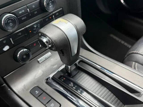 2012 Ford Mustang V6 Premium