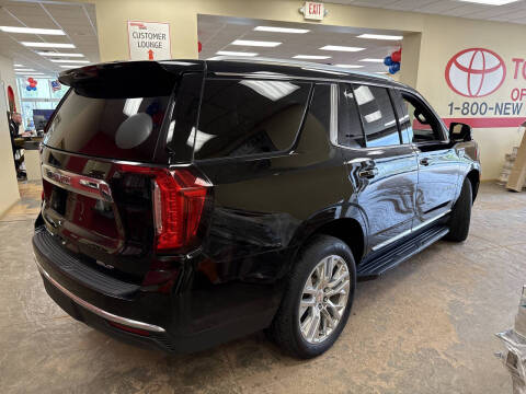 2021 GMC Yukon SLT