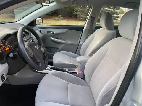 2011 Toyota Corolla LE