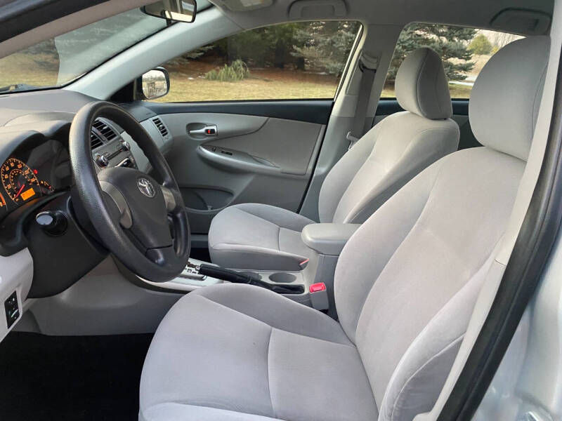 2011 Toyota Corolla LE