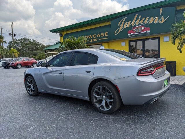 2016 Dodge Charger 3
