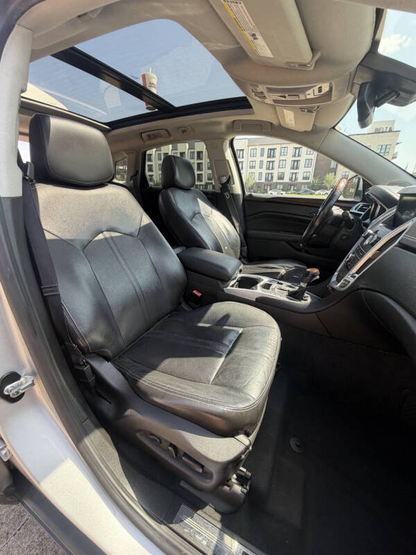 2012 Cadillac SRX Luxury Collection