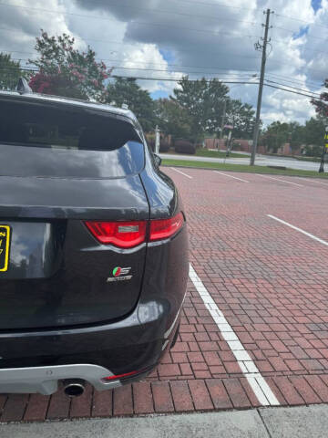 2019 Jaguar F-PACE S
