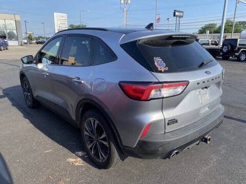 2022 Ford Escape SEL