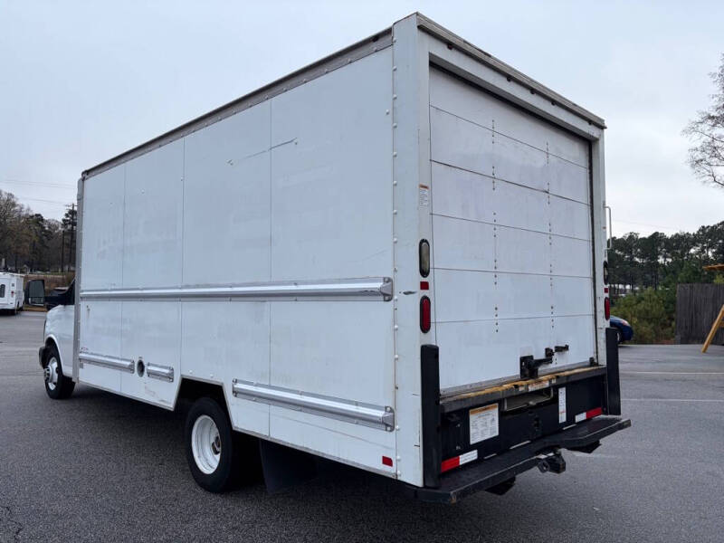 2015 GMC Savana 3500