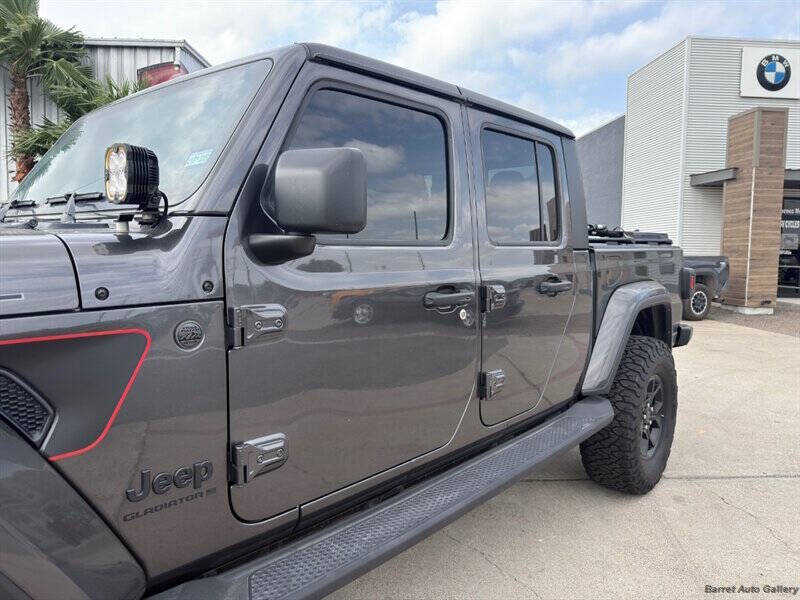 2023 Jeep Gladiator Sport