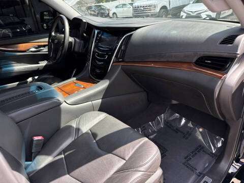 2020 Cadillac Escalade Premium Luxury