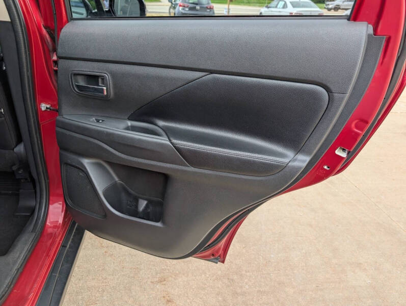 2017 Mitsubishi Outlander SEL