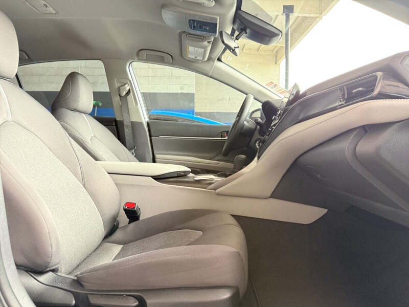 2023 Toyota Camry LE