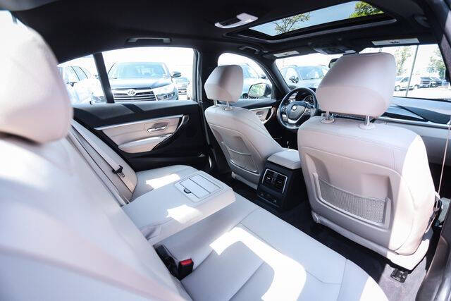 2017 BMW 3 Series 330i xDrive
