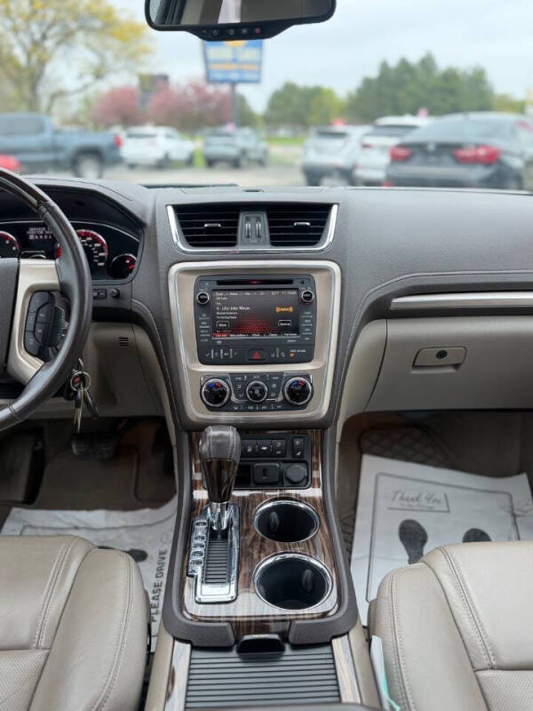 2016 GMC Acadia Denali