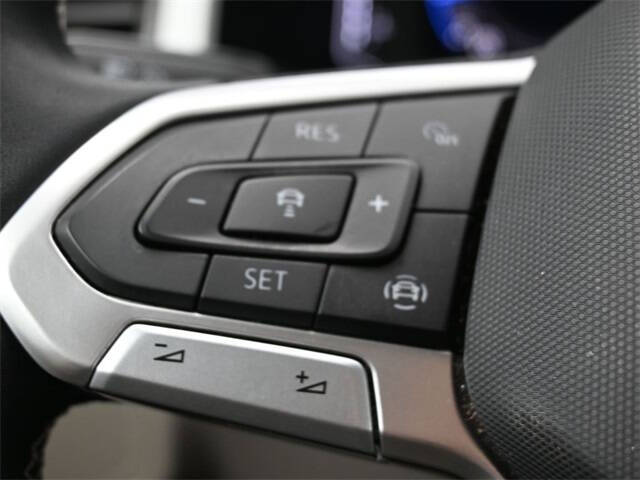 2022 Volkswagen Atlas SE