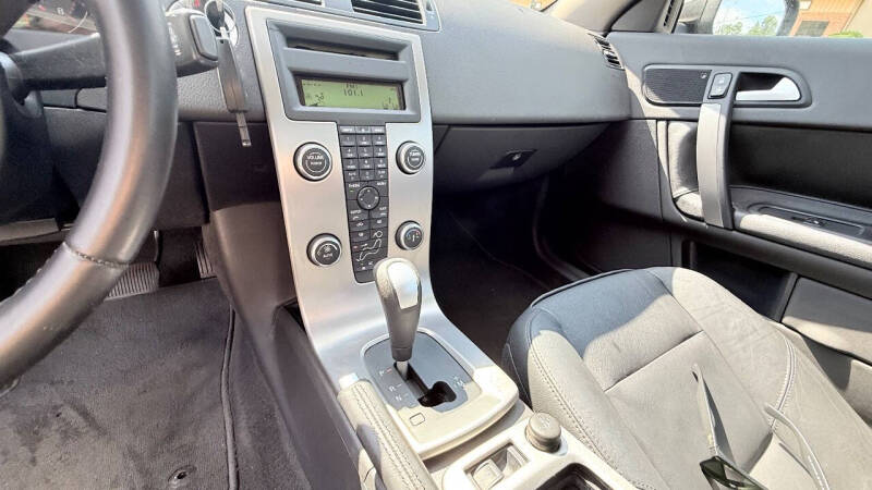 2009 Volvo C70 T5