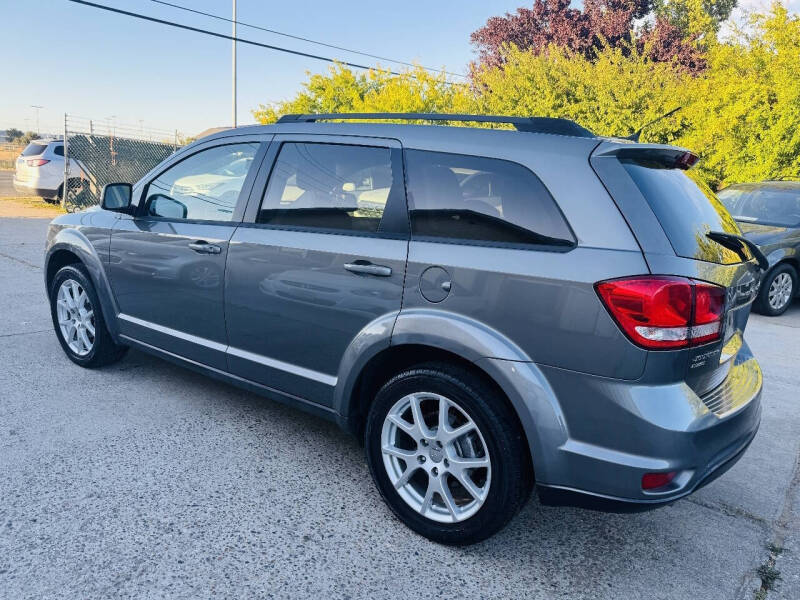2012 Dodge Journey SXT