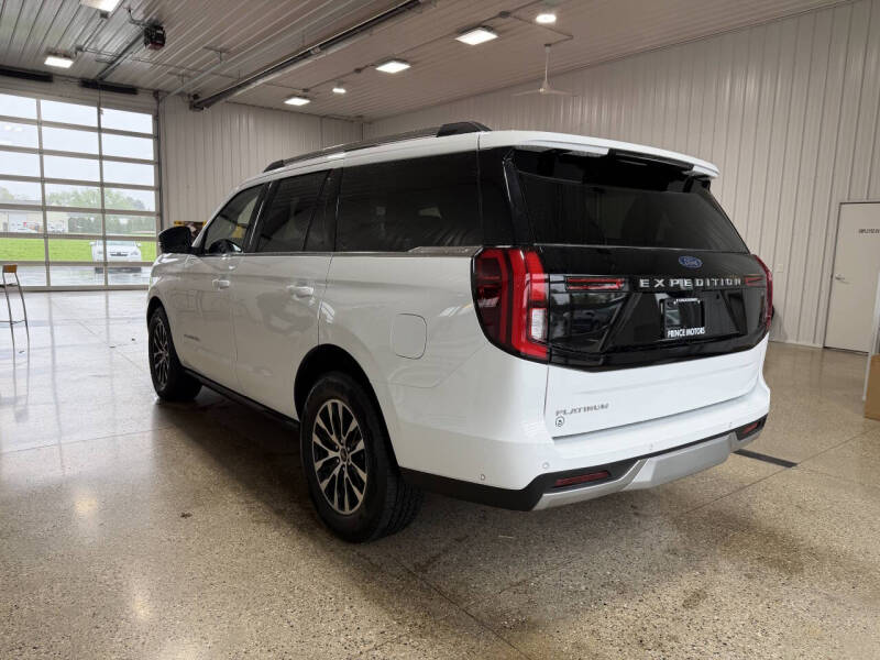 2025 Ford Expedition Platinum