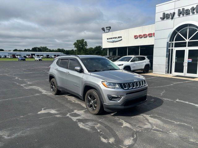 Silver 2021 Jeep Compass Latitude 4x4 Latitude 4dr SUV 2