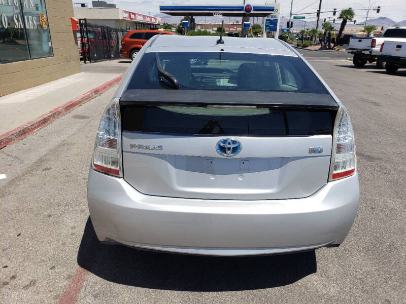 2010 Toyota Prius II