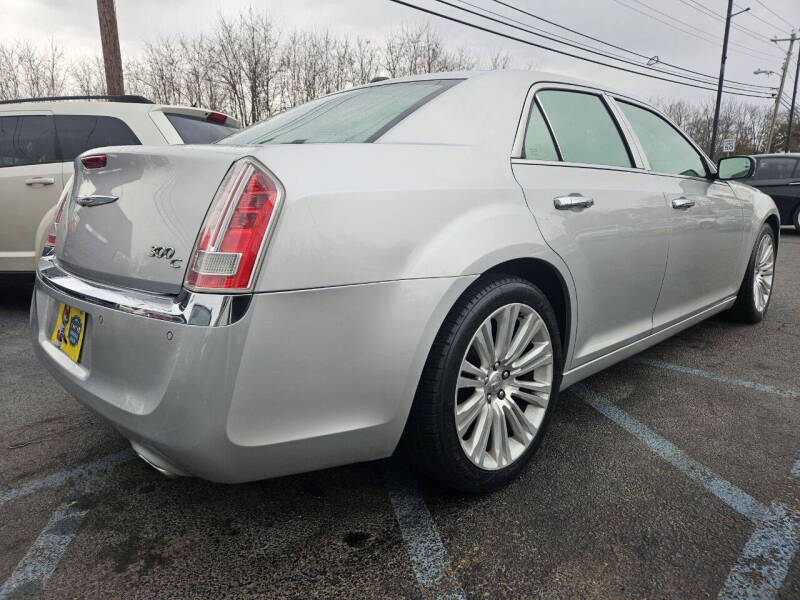 2012 Chrysler 300 C