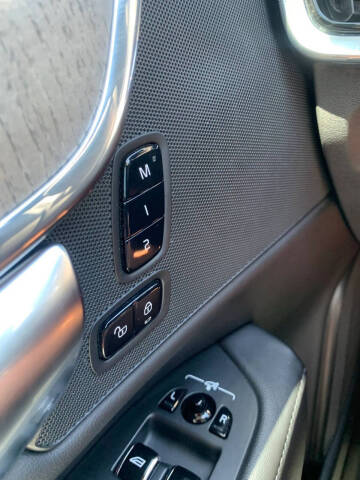 2023 Volvo S90 B6 Plus