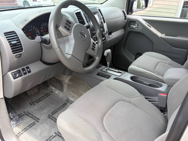 2016 Nissan Frontier SV