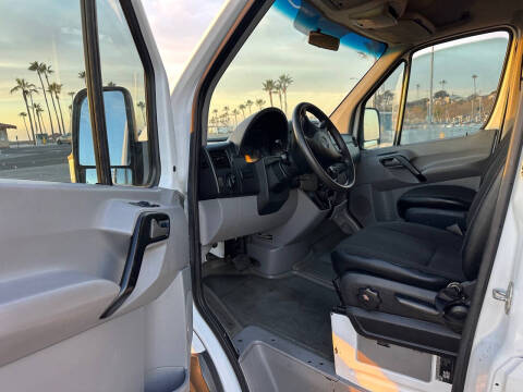 2014 Mercedes-Benz Sprinter 2500