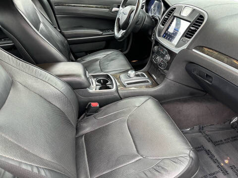 2018 Chrysler 300 Limited