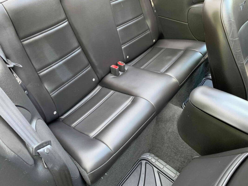 2003 Ford Mustang Premium