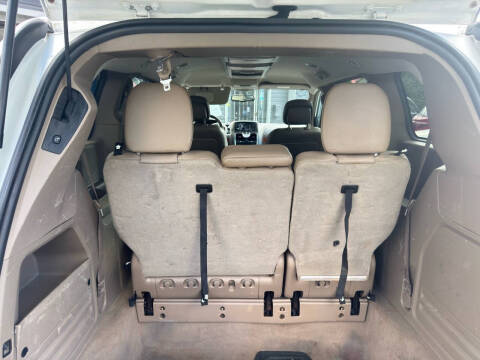 2016 Chrysler Town and Country Touring