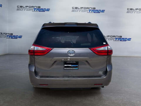2018 Toyota Sienna