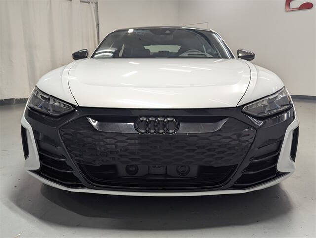 2022 Audi RS e-tron GT quattro