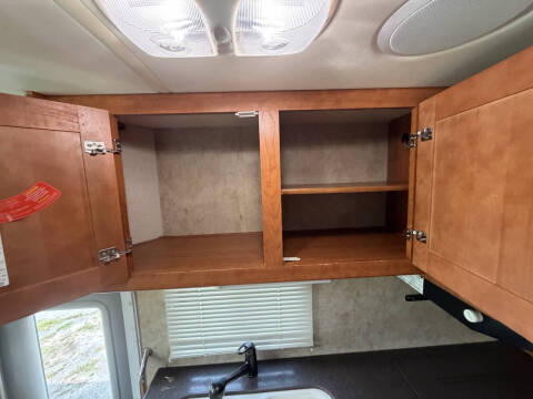 2009 Damon Challenger 376