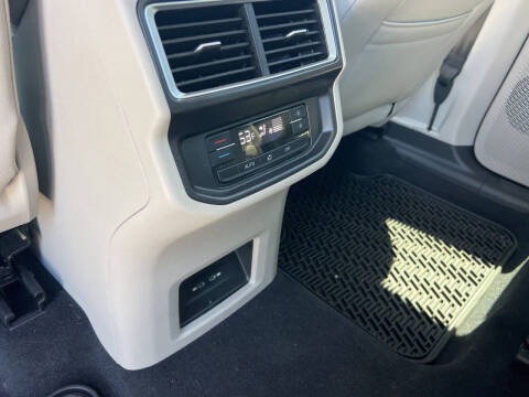 2026 Volkswagen Atlas SE