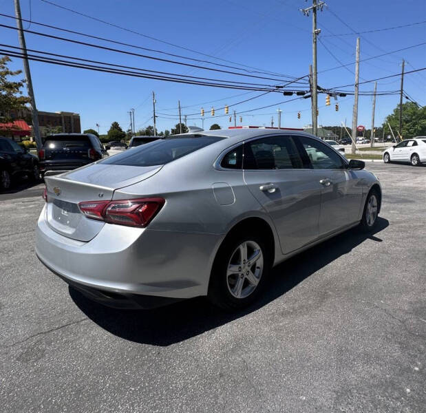 2022 Chevrolet Malibu LT