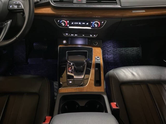 2023 Audi Q5 quattro Premium Plus 40 TFSI