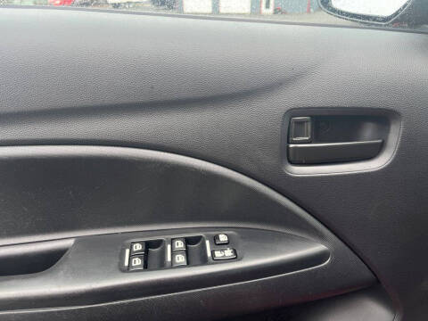 2015 Mitsubishi Mirage DE