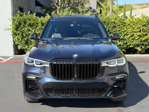 2020 BMW X7 M50i