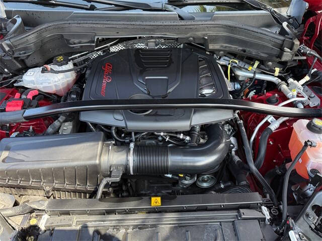 2022 Alfa Romeo Stelvio Veloce