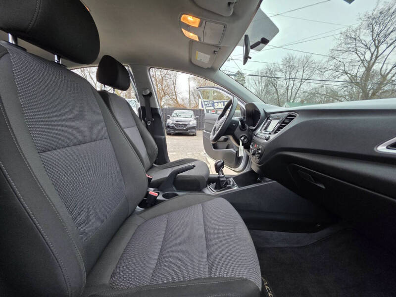 2019 Hyundai Accent SE