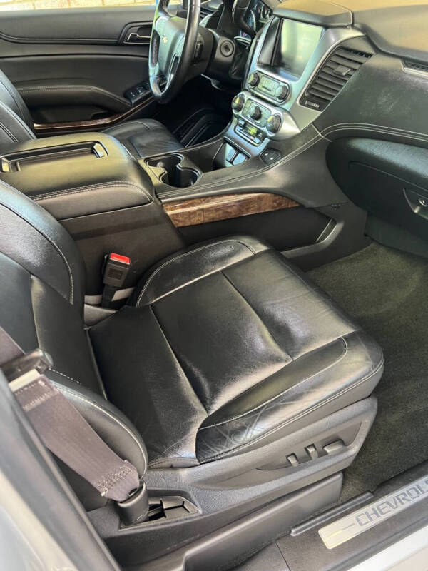 2017 Chevrolet Suburban LT