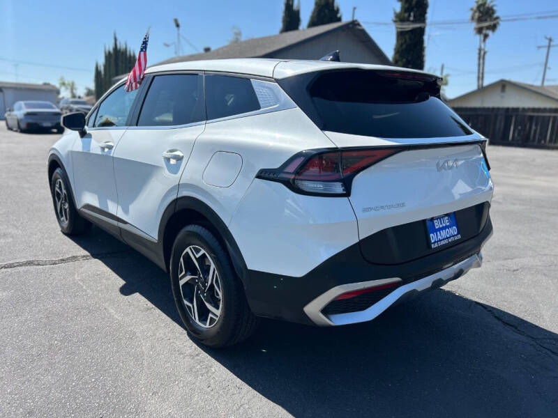 2023 Kia Sportage LX