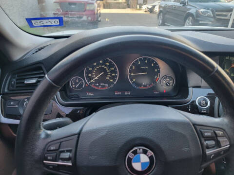 2013 BMW 5 Series 528i