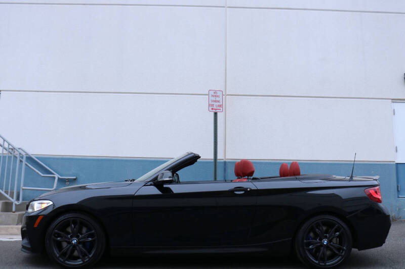 2016 BMW 2 Series M235i